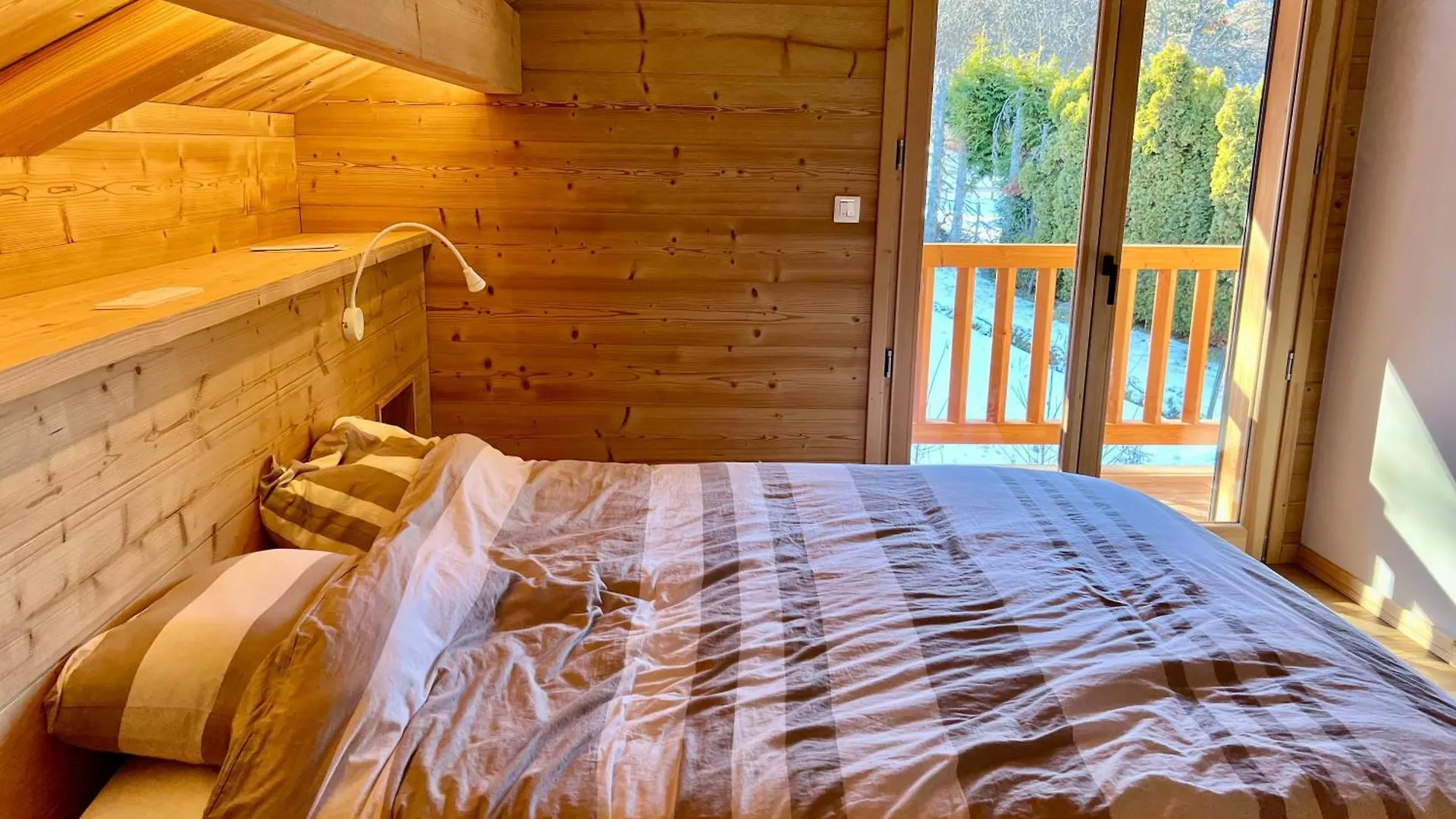 Chalet Neuf 12 Pers Ski Au Pied, Cinema Puy-Saint-Vincent 0*,  France